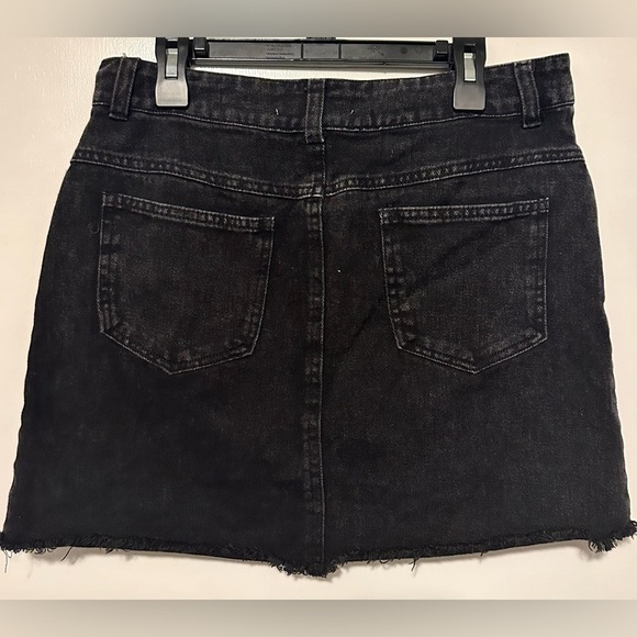 Honey Punch black denim mini skirt size M - Picture 2 of 6